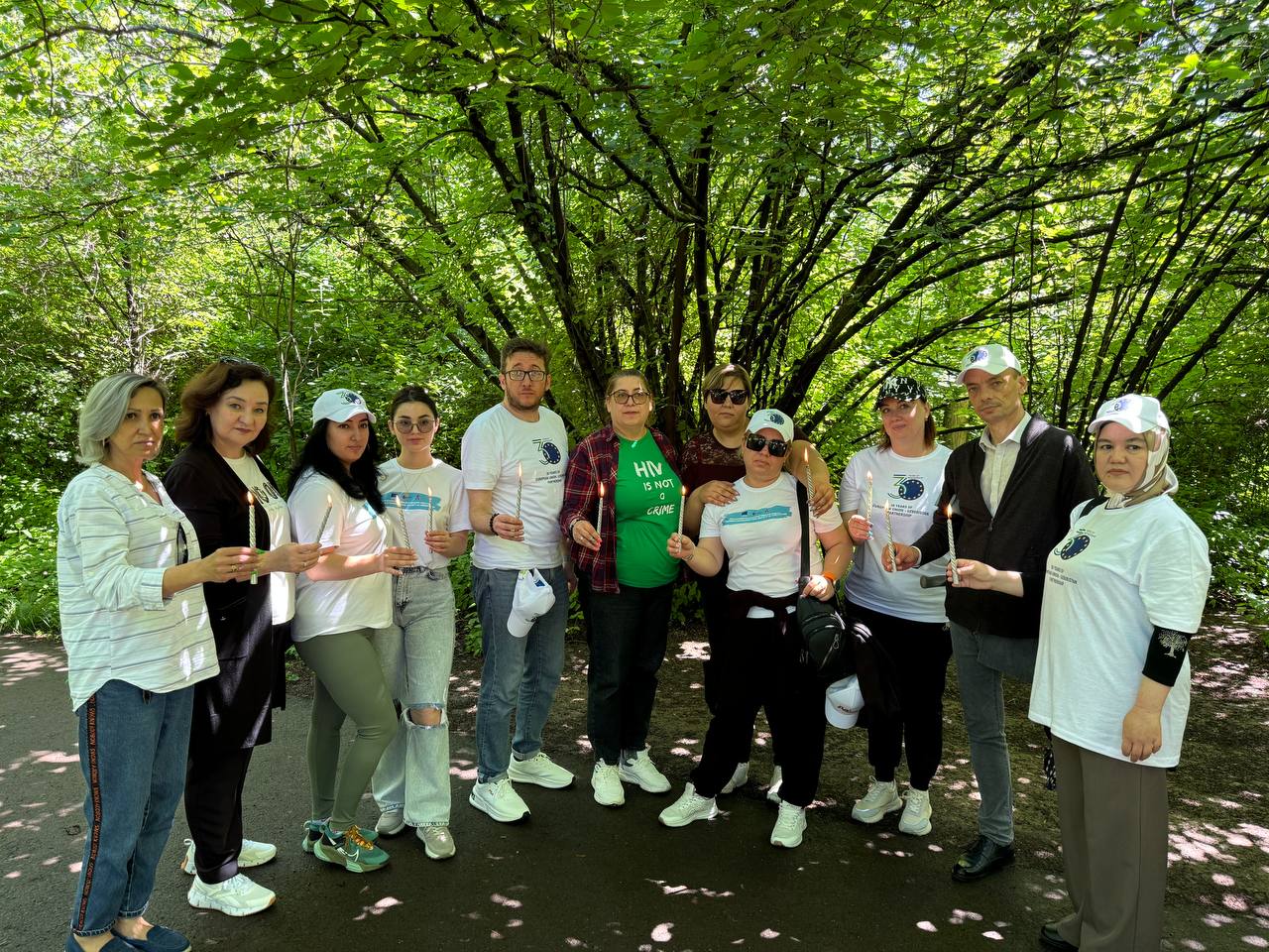 Тема этого года - "Вместе помним, вместе исцеляемся, через любовь и солидарность!"